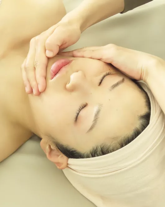 Dry body massage 60min & Dry Head Spa 40min